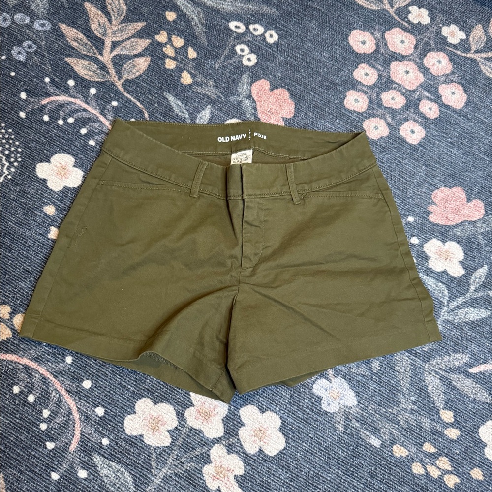 Old Navy Green Cargo Shorts Mid-Length Casual